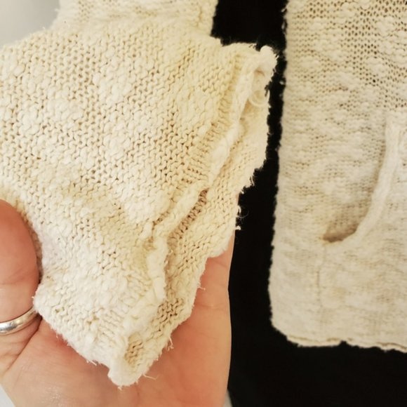 Roxy Cream Hooded Sweater Small - Picture 3 of 3